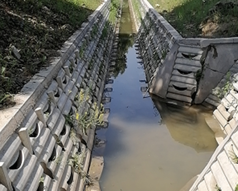 裝拼式生態(tài)池